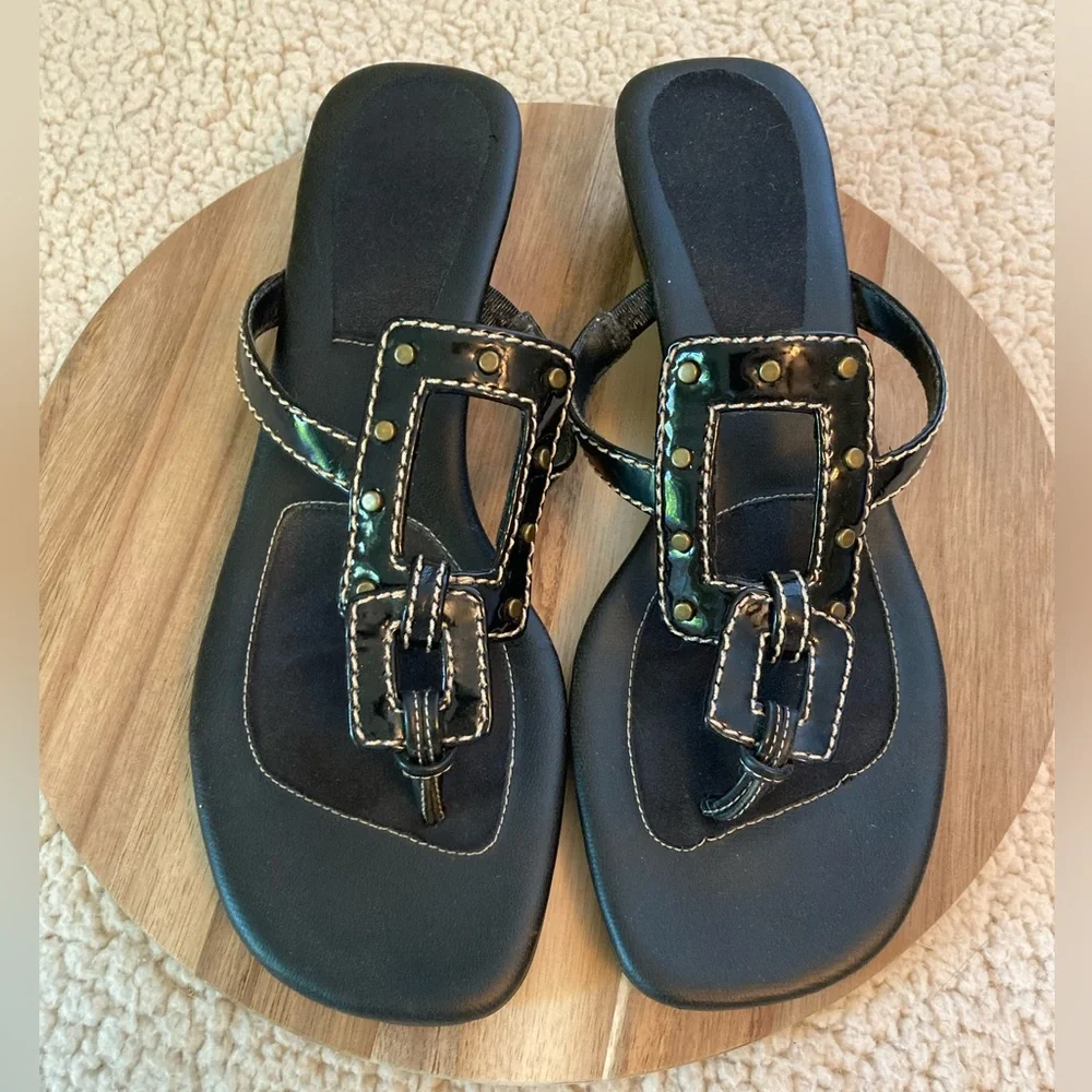 Aerosole women’s black sandals, size 9 1/2 - Picture 1 of 7